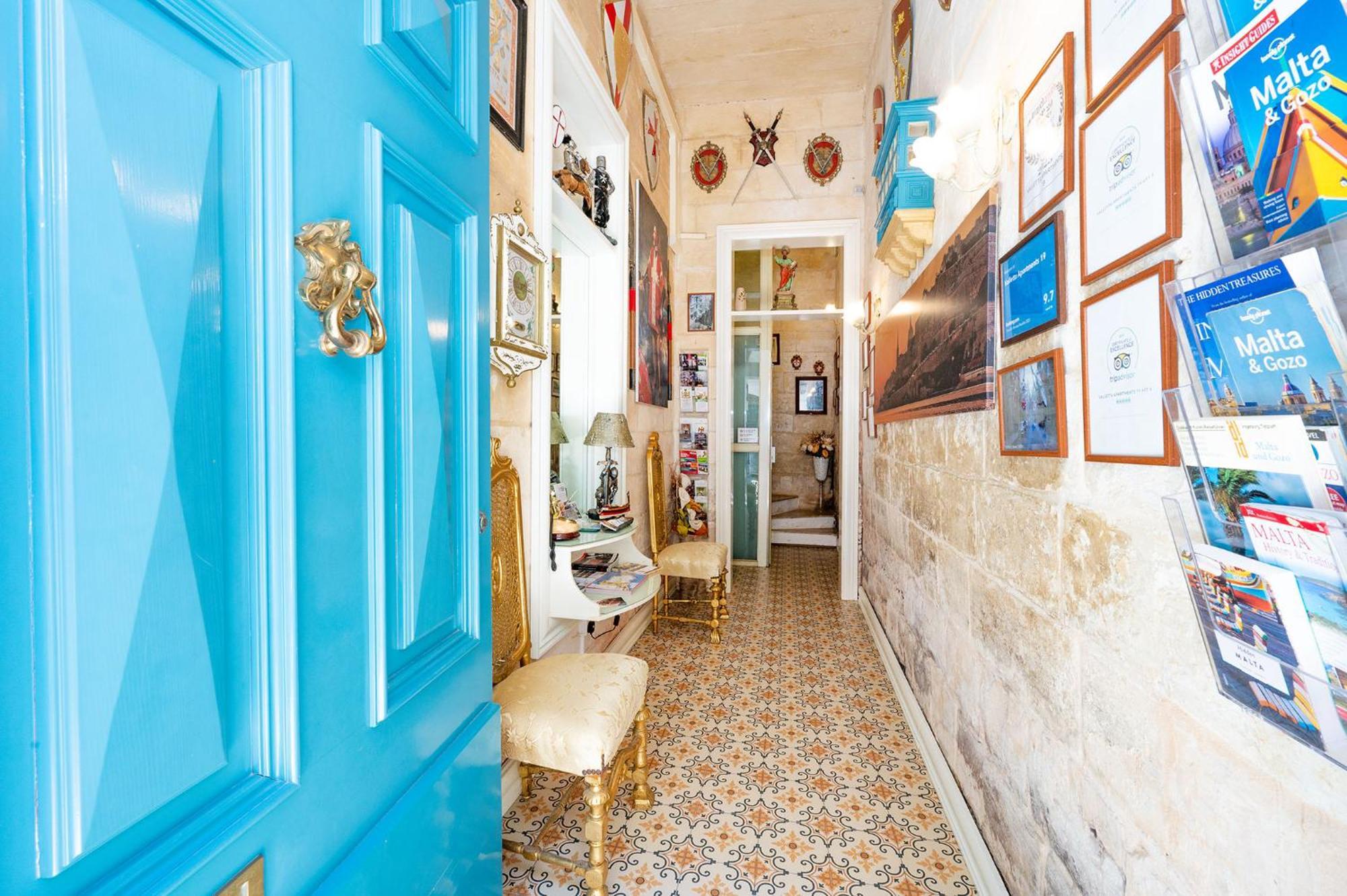 Appartement 19 *