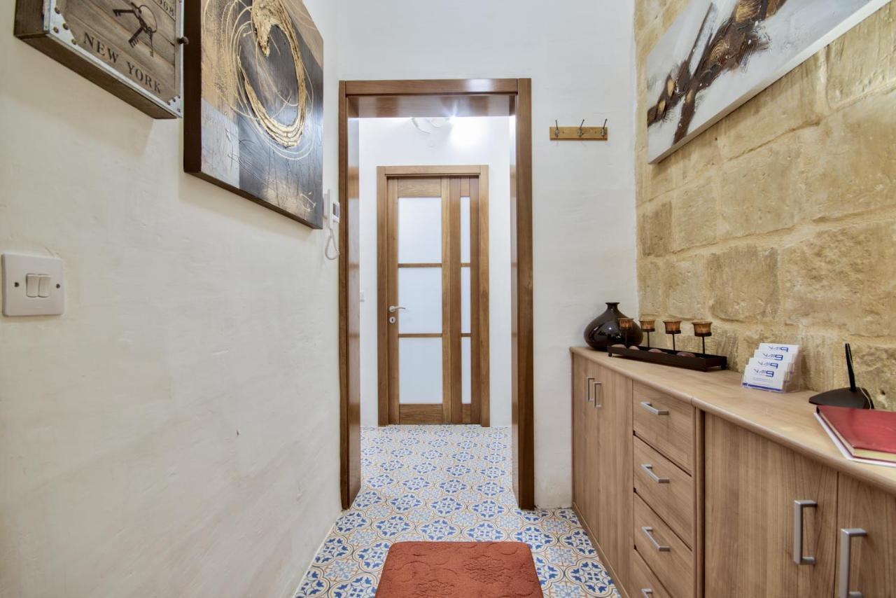 Appartement 19 *